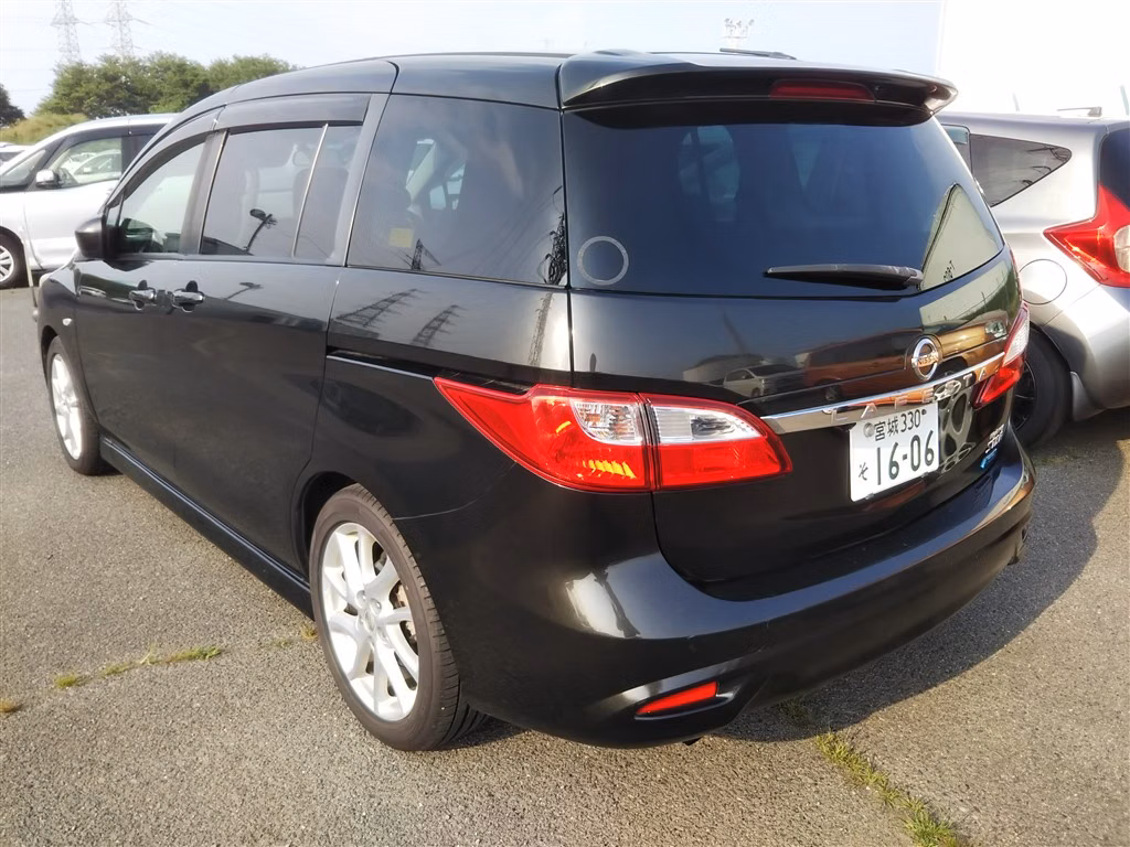 NISSAN LAFESTA