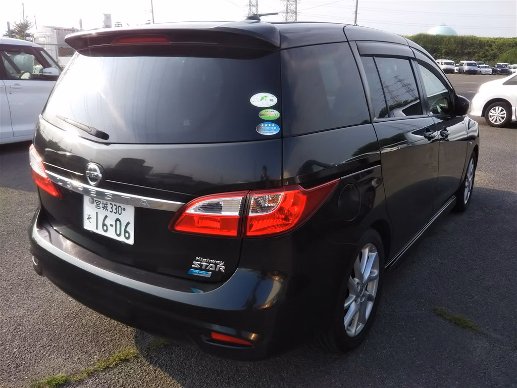 NISSAN LAFESTA