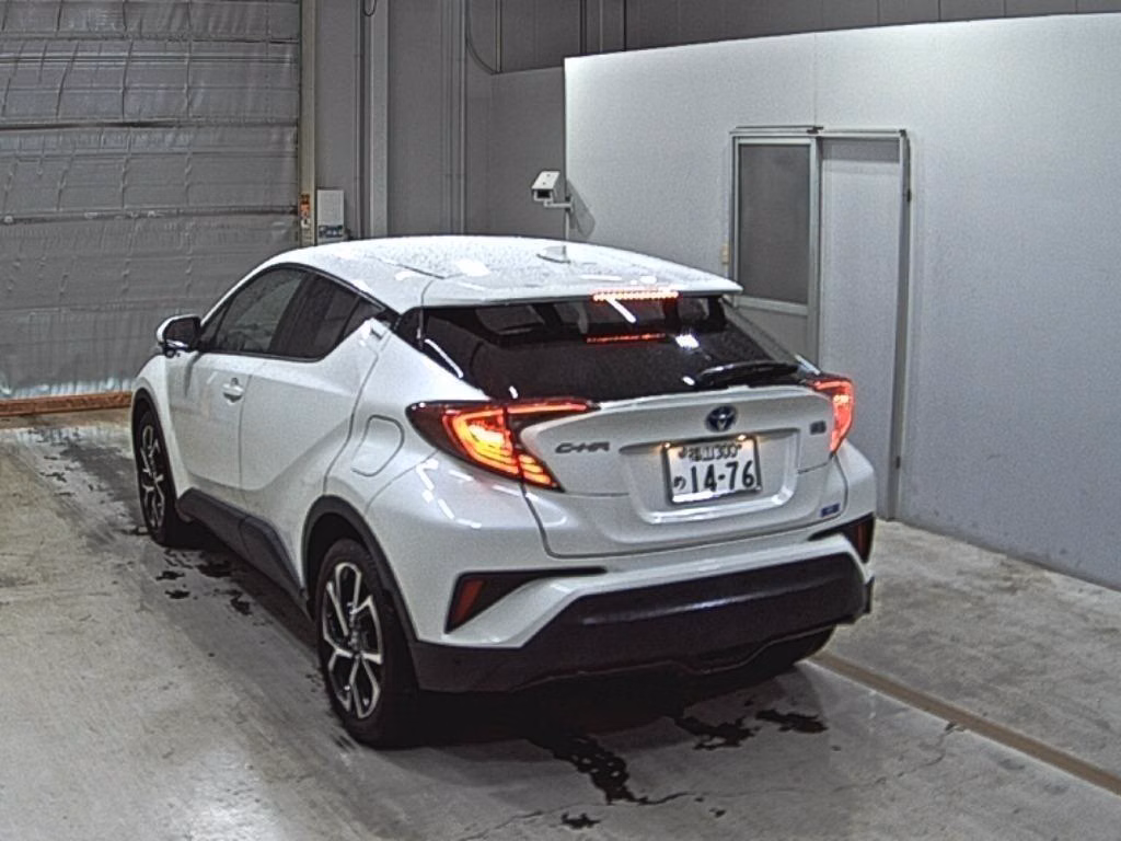 TOYOTA C-HR