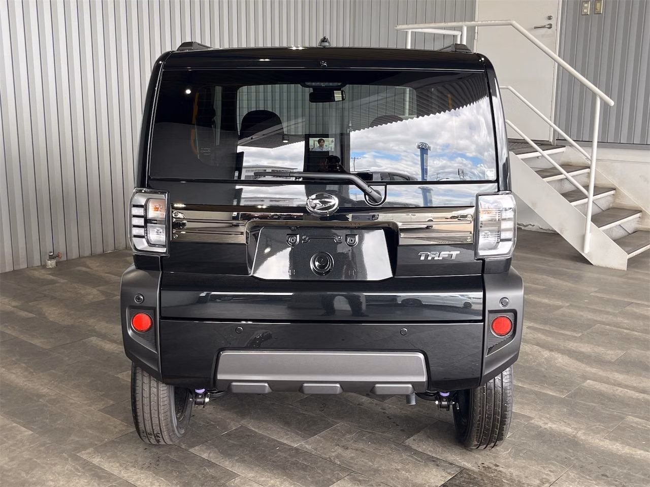 DAIHATSU TAFT