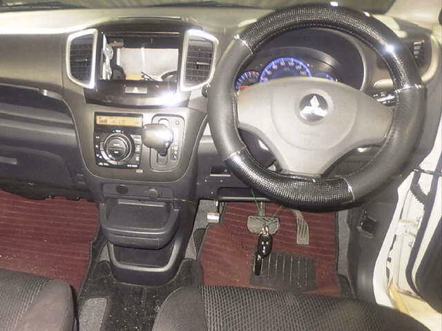 MITSUBISHI DELICA D:2