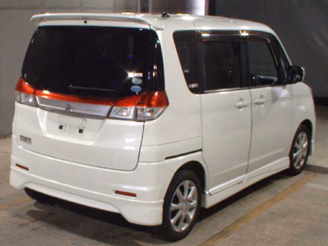 MITSUBISHI DELICA D:2