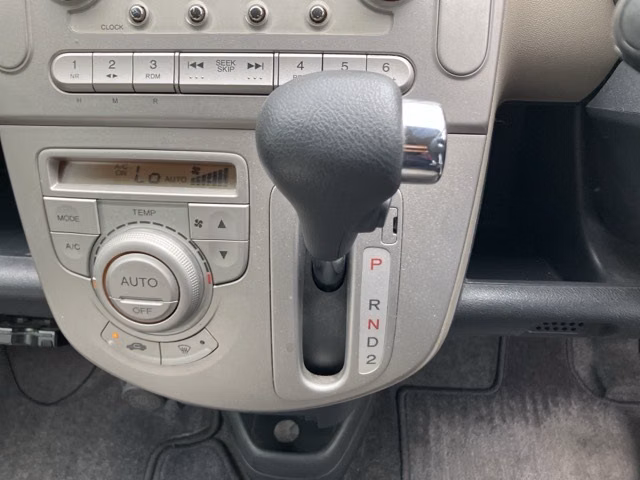 HONDA LIFE