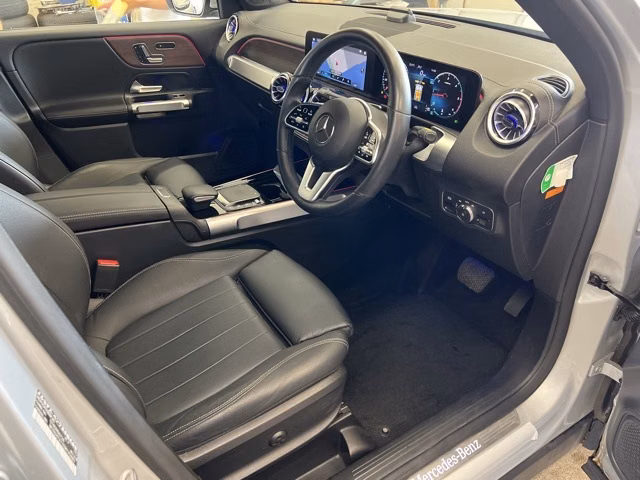 MERCEDES-BENZ GLB-CLASS