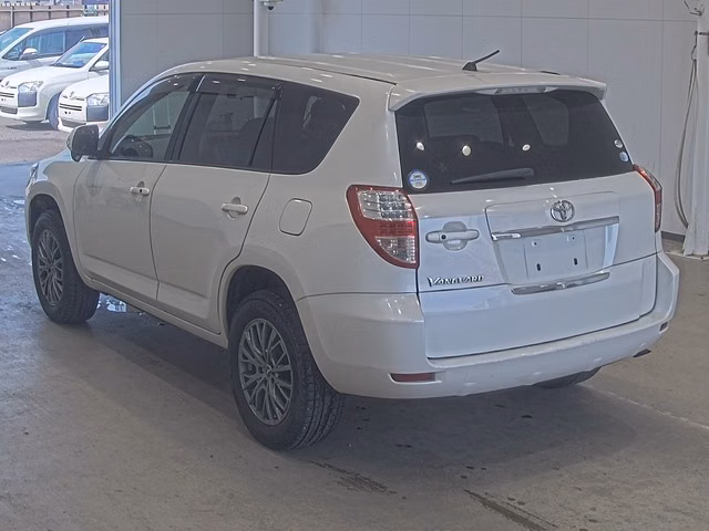 TOYOTA VANGUARD