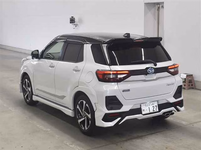 DAIHATSU ROCKY