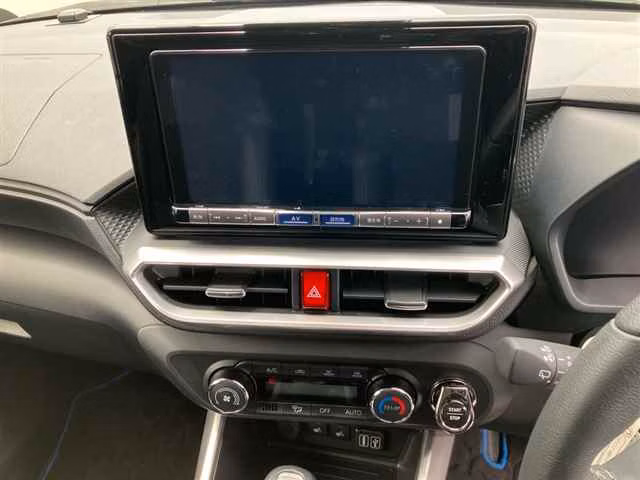 DAIHATSU ROCKY