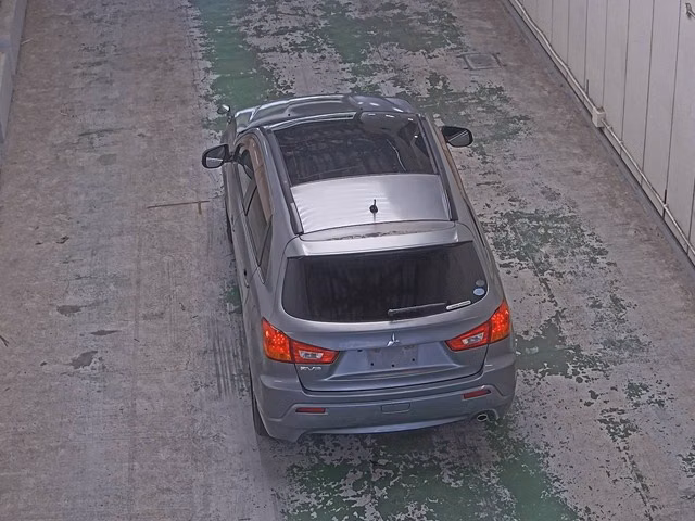 MITSUBISHI RVR
