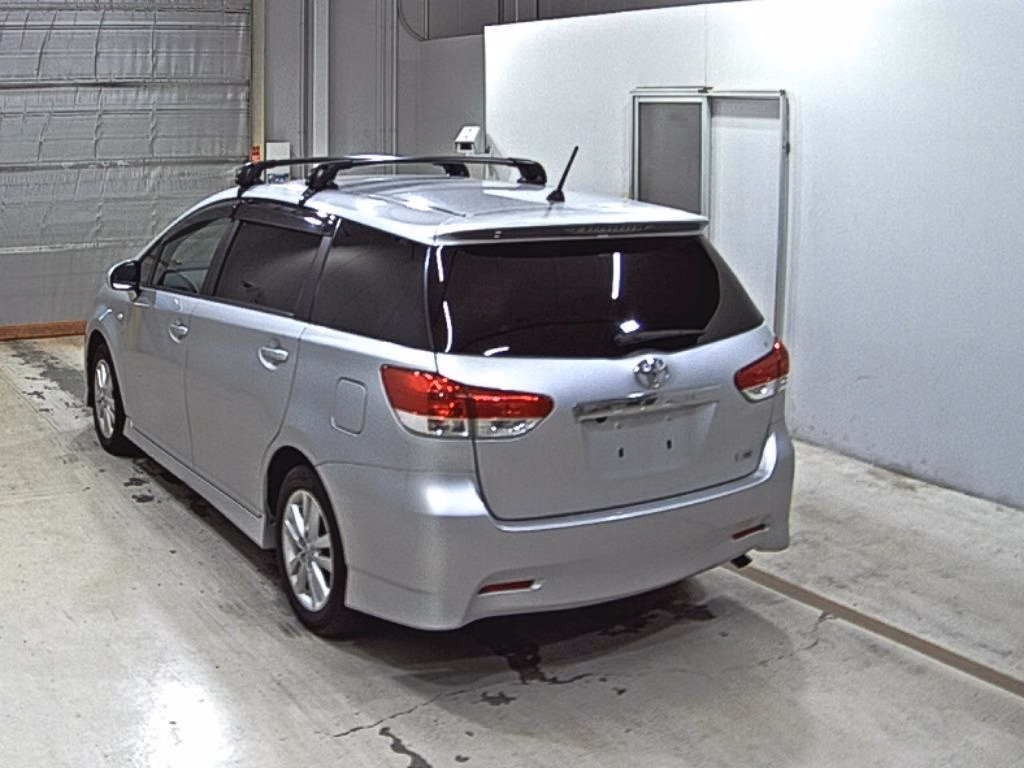 TOYOTA WISH