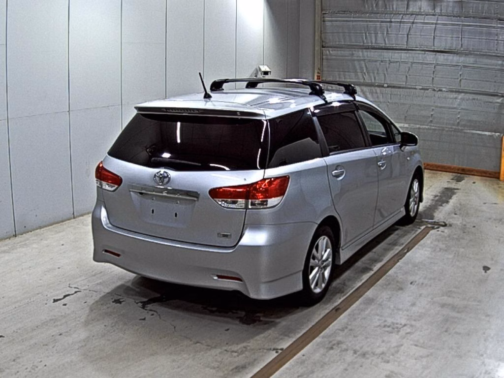 TOYOTA WISH