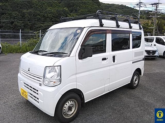 MITSUBISHI MINICAB