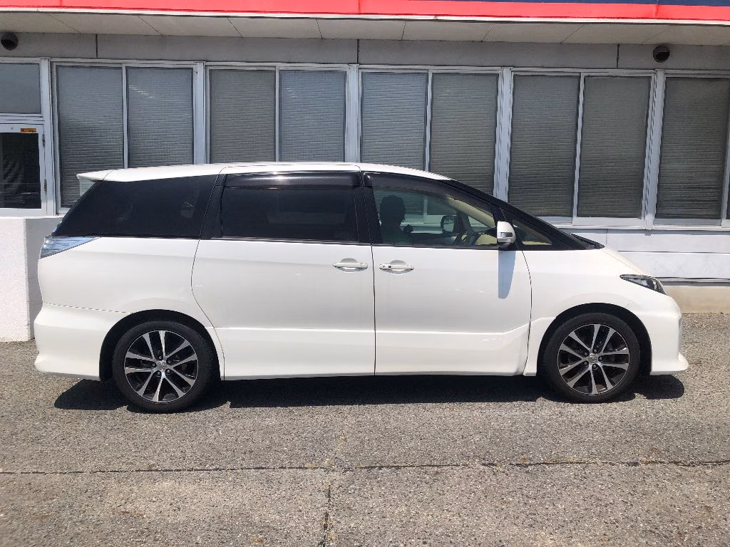 TOYOTA ESTIMA
