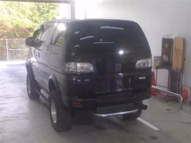 MITSUBISHI DELICA