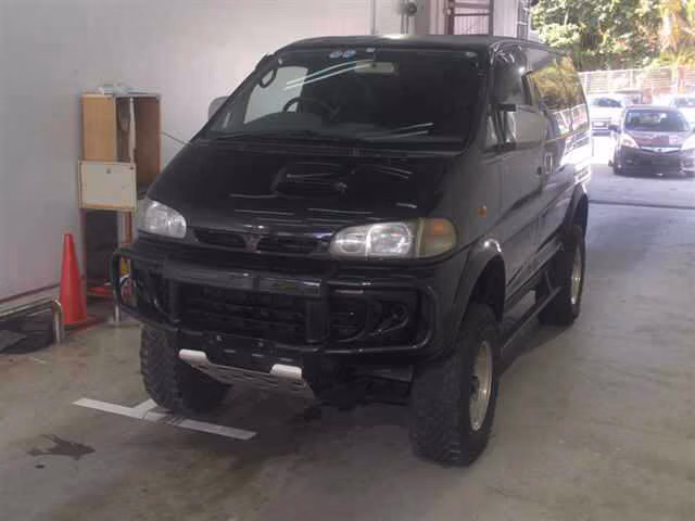 MITSUBISHI DELICA