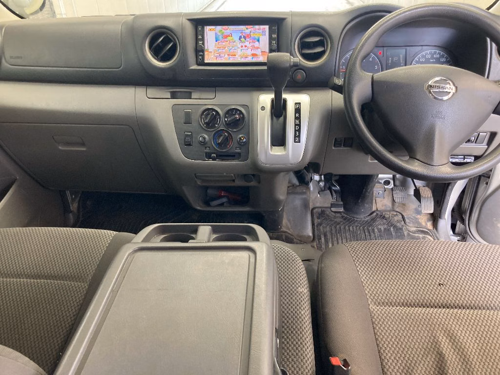NISSAN NV350 CARAVAN