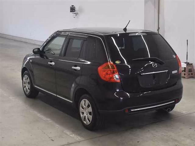 MAZDA VERISA