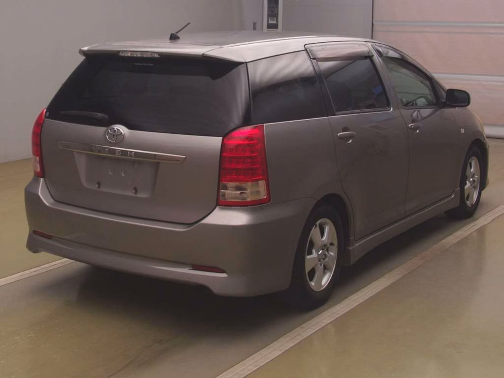 TOYOTA WISH