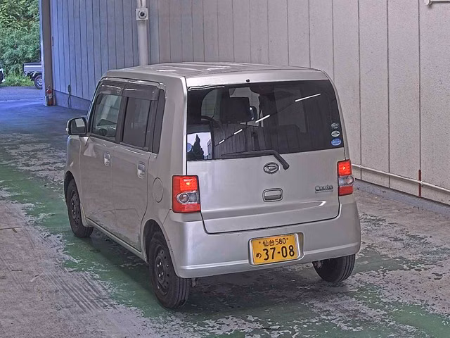 DAIHATSU MOVE CONTE