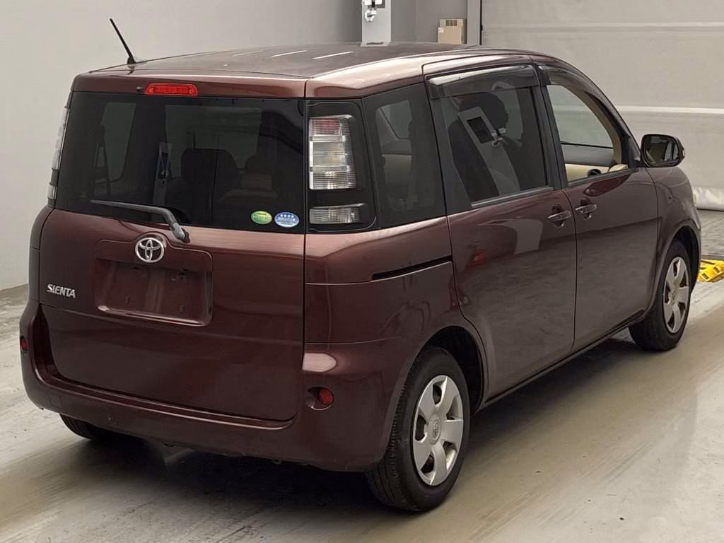 TOYOTA SIENTA