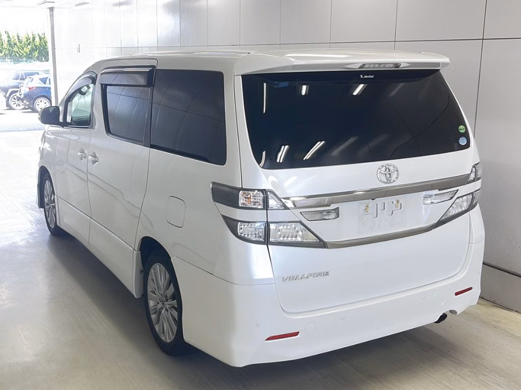 TOYOTA VELLFIRE