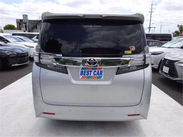 TOYOTA VELLFIRE