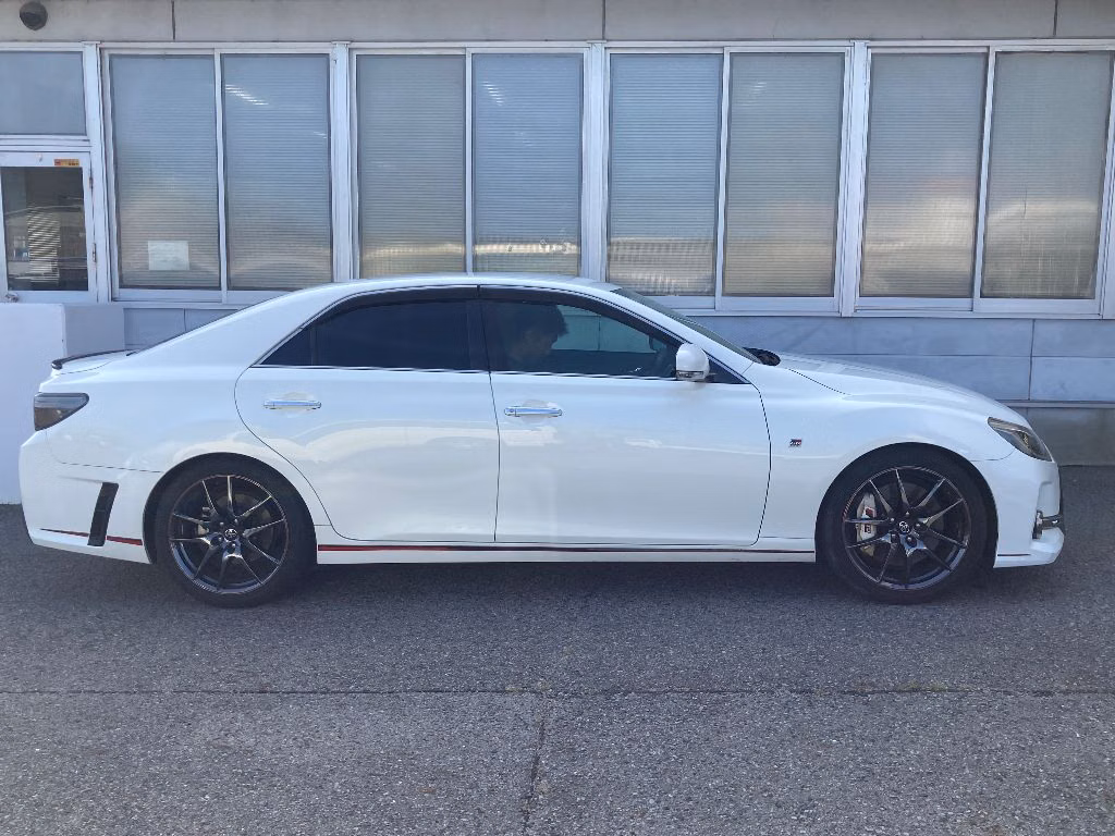TOYOTA MARK X
