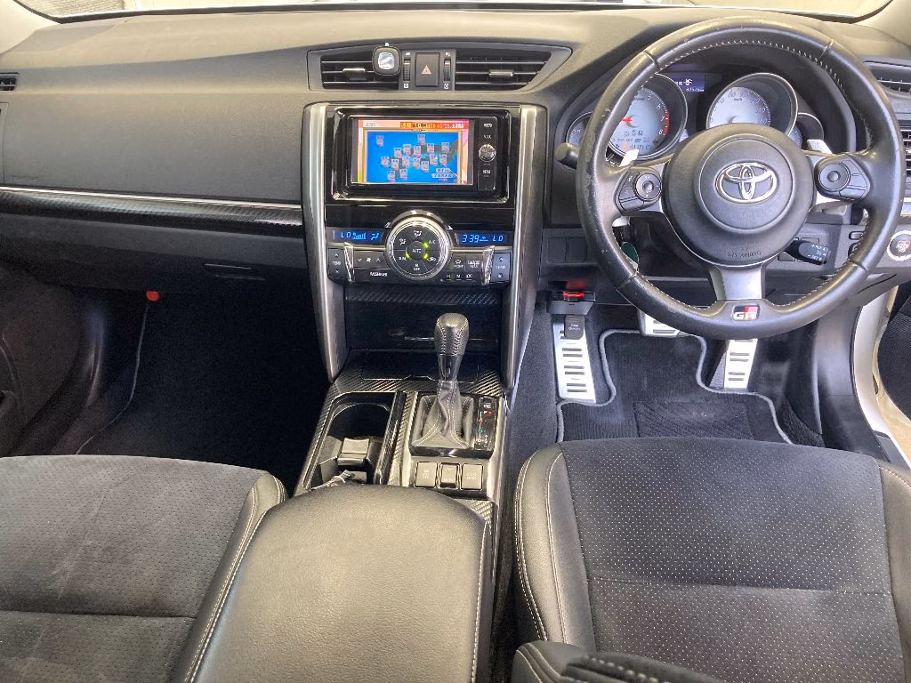 TOYOTA MARK X