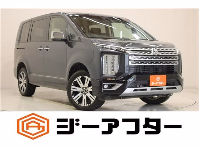 MITSUBISHI DELICA D:5