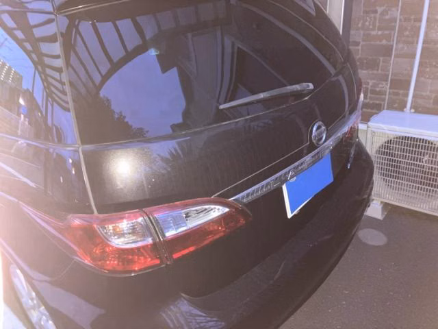 NISSAN LAFESTA
