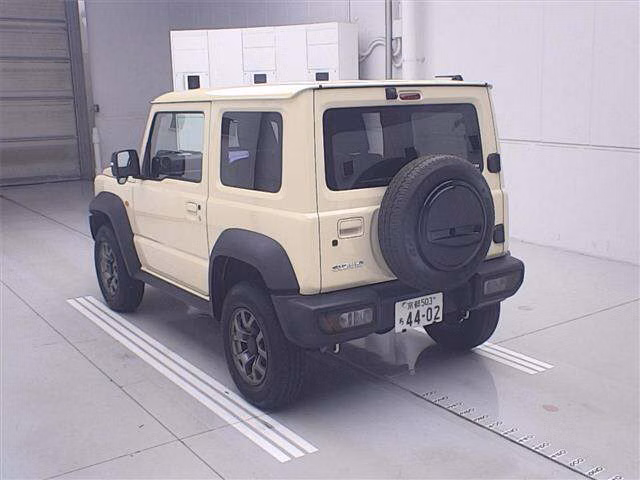 SUZUKI JIMNY SIERRA