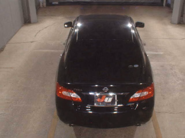 NISSAN FUGA
