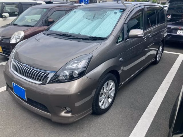 TOYOTA ISIS