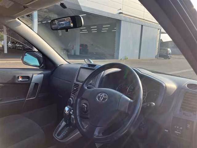 TOYOTA RUSH