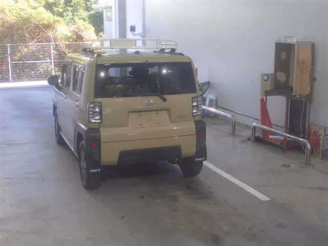 DAIHATSU TAFT