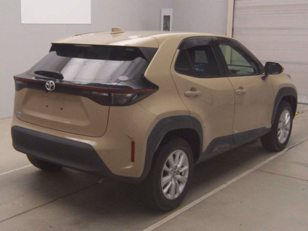 TOYOTA YARIS CROSS