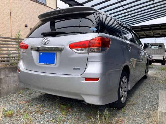 TOYOTA WISH