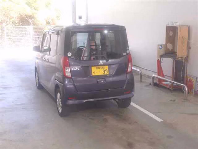 MITSUBISHI EK SPACE