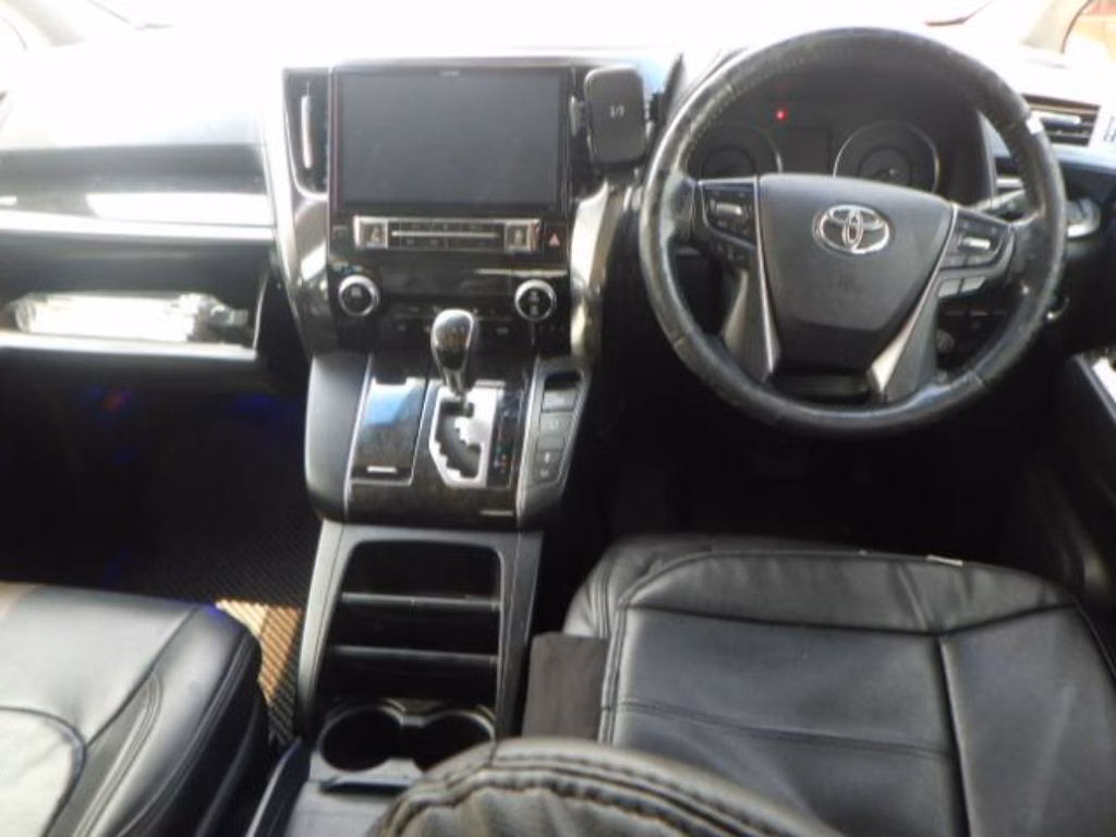 TOYOTA VELLFIRE