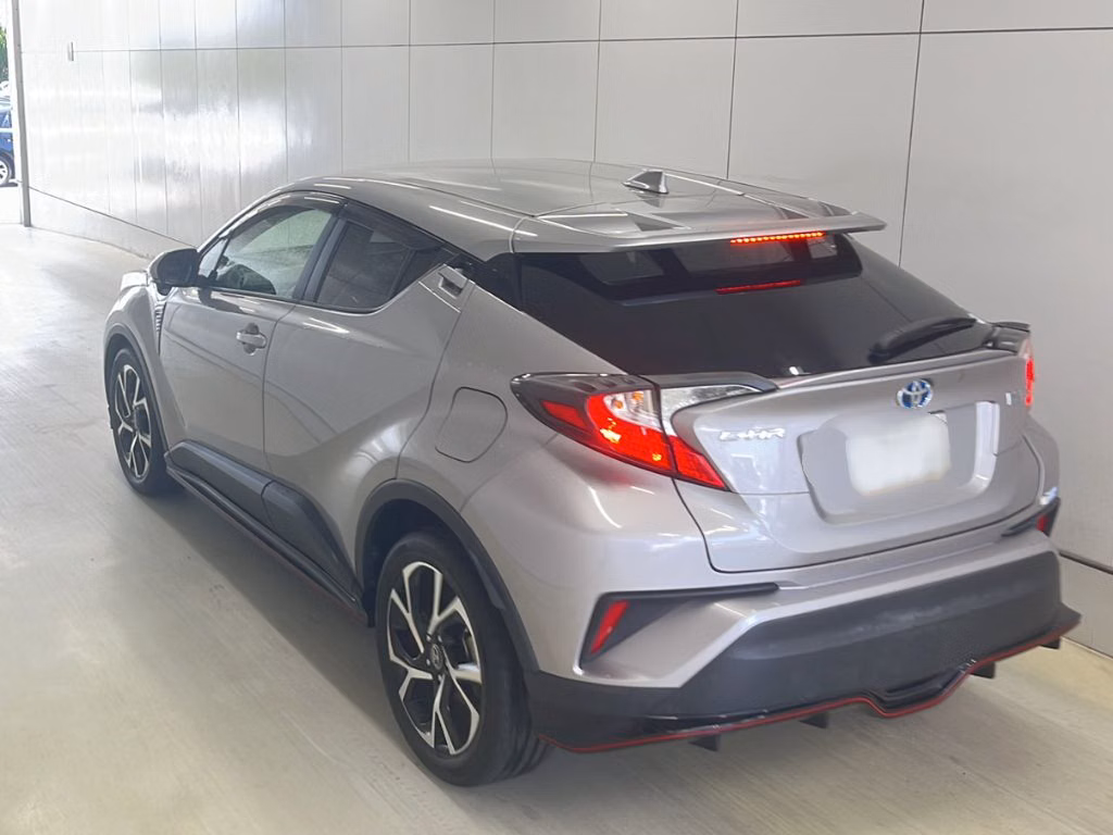 TOYOTA C-HR