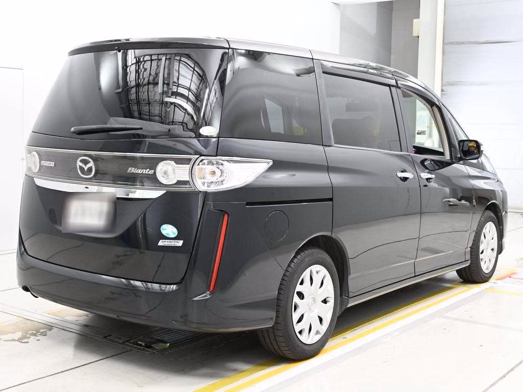 MAZDA BIANTE