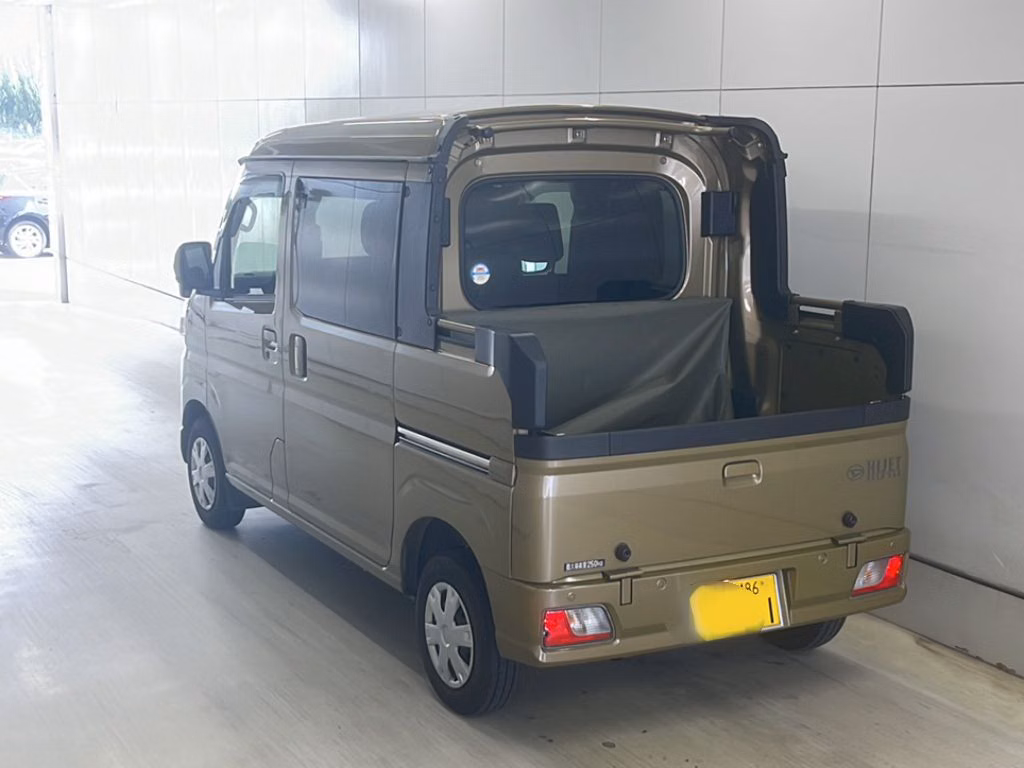 DAIHATSU ATRAI