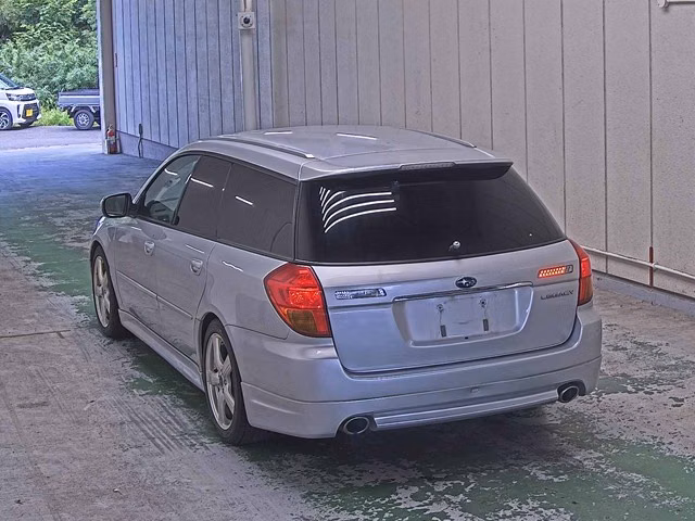 SUBARU LEGACY
