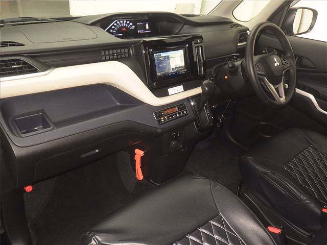 MITSUBISHI DELICA D:2