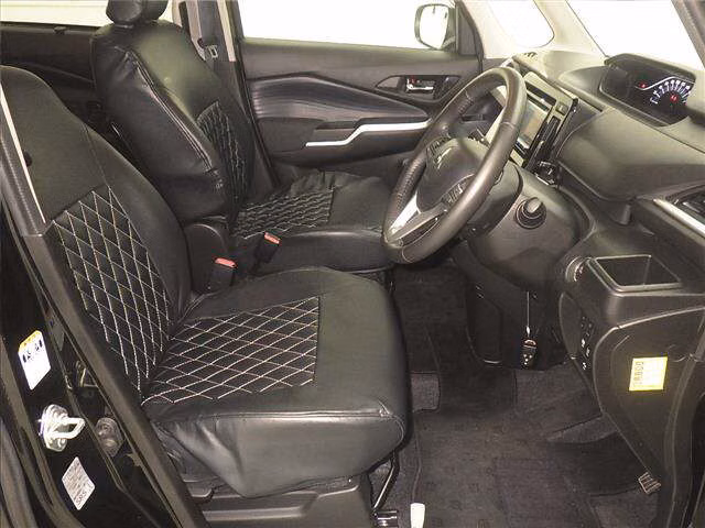 MITSUBISHI DELICA D:2