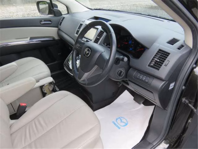MAZDA MPV