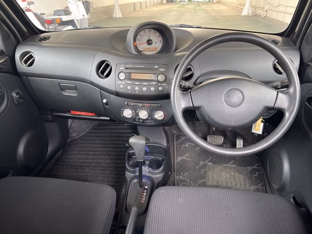 DAIHATSU ESSE
