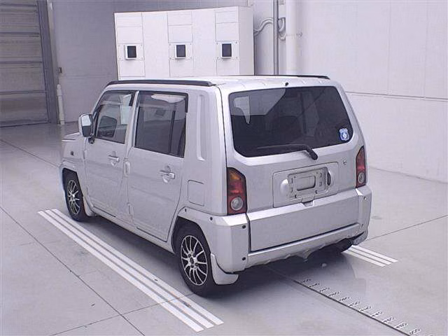 DAIHATSU NAKED
