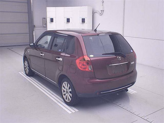 MAZDA VERISA