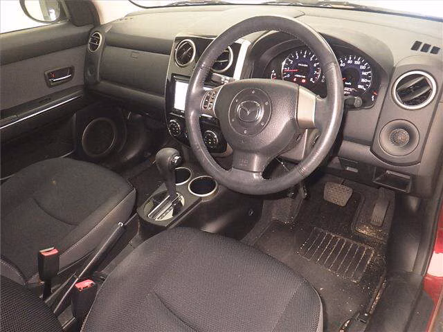MAZDA VERISA