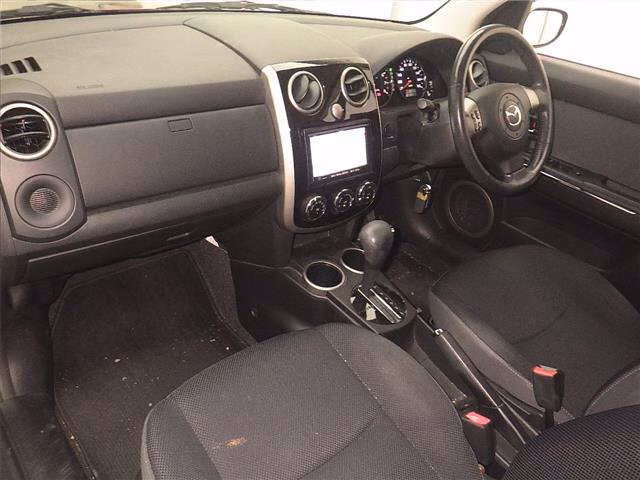 MAZDA VERISA